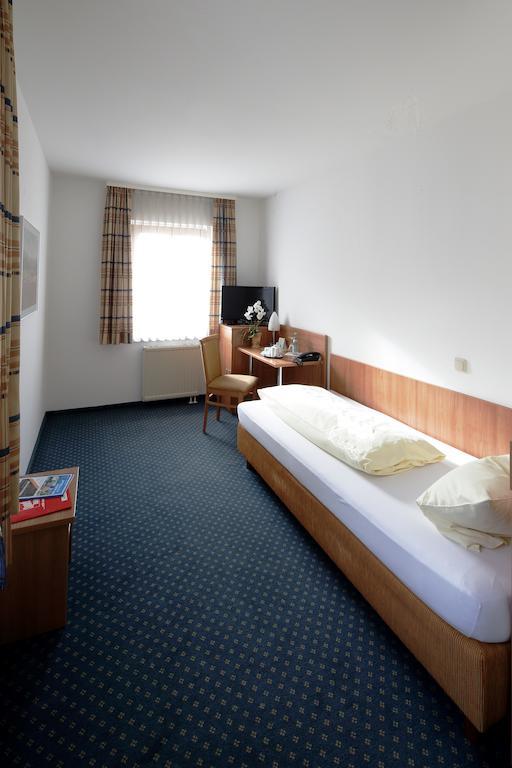 Hotel Christl Рордорф Номер фото
