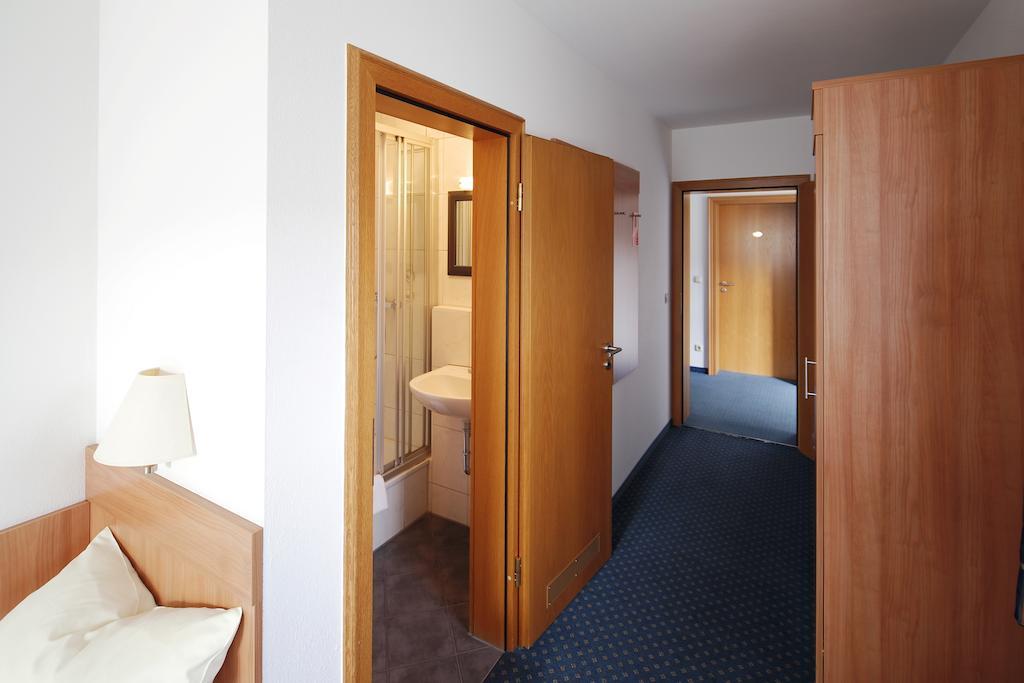 Hotel Christl Рордорф Номер фото